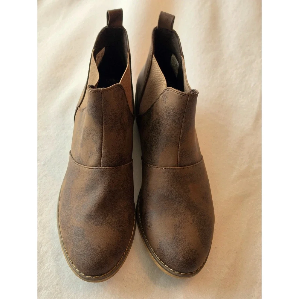 Rocket Dog Womens Brown Distressed Chelsea Ankle Boots Low Heel C429 Size 9